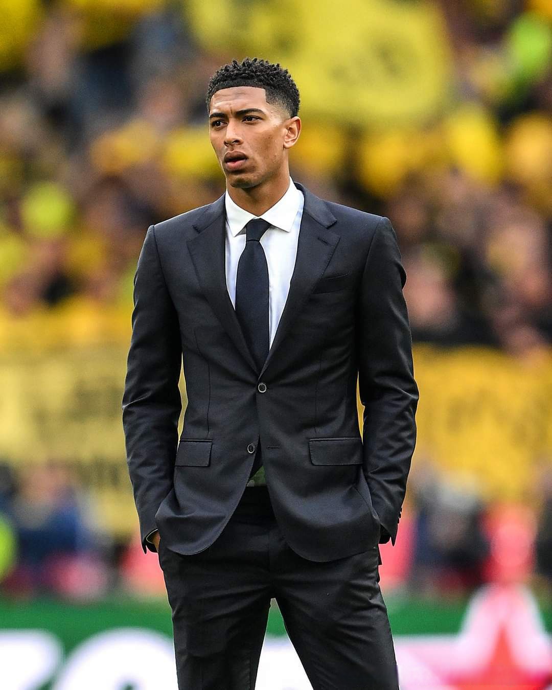 米体：霍伊伦像卡瓦尼或早期伊瓜因，对球队进攻端是锦上添花（米体：霍伊伦风格近似卡瓦尼与早期伊瓜因，为球队锋线如虎添翼）