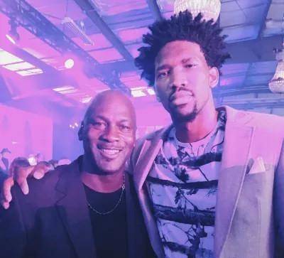 中东媒体：沙特联赛在冬窗将不惜一切代价得到萨拉赫（中东媒称：沙特联赛冬窗不计一切代价引进萨拉赫）